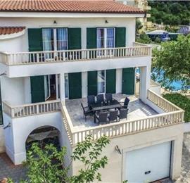 4-Bedroom Villa with Pool, Sleeps 8–12 – Ciovo, near Trogir